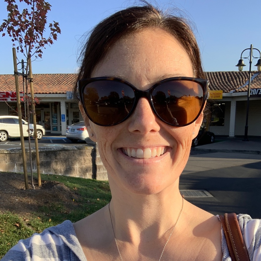 Meet your Posher, Jenn